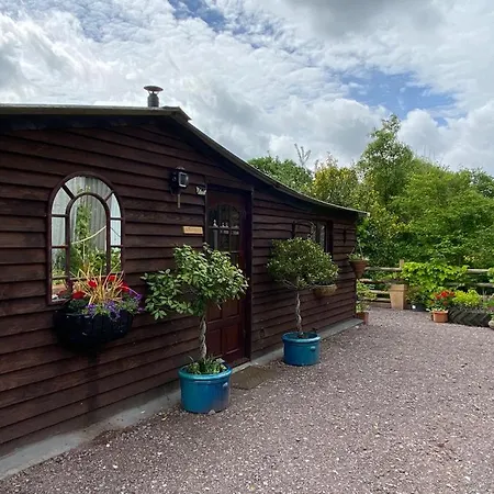 Martha'S Retreat Villa Wimborne Minster Exterior photo